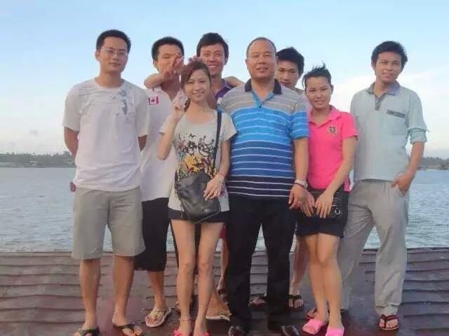 2011年海南藍冠成立時(shí)全體成員